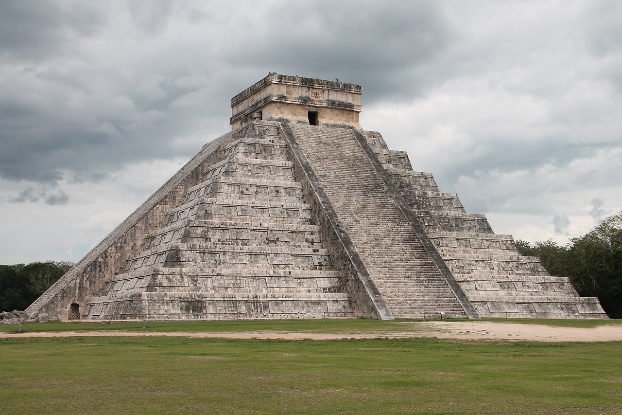 The Secrets of the Lost Temples of the Maya
